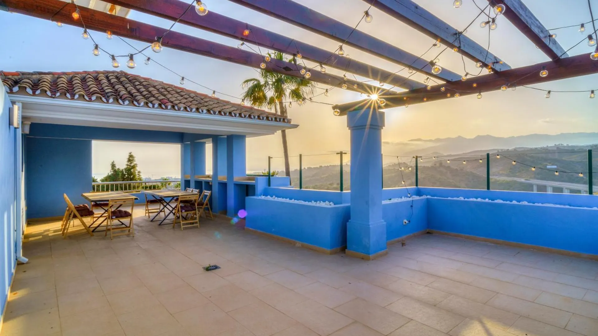 בית נופש מארבלה Gran View Villa Elviria