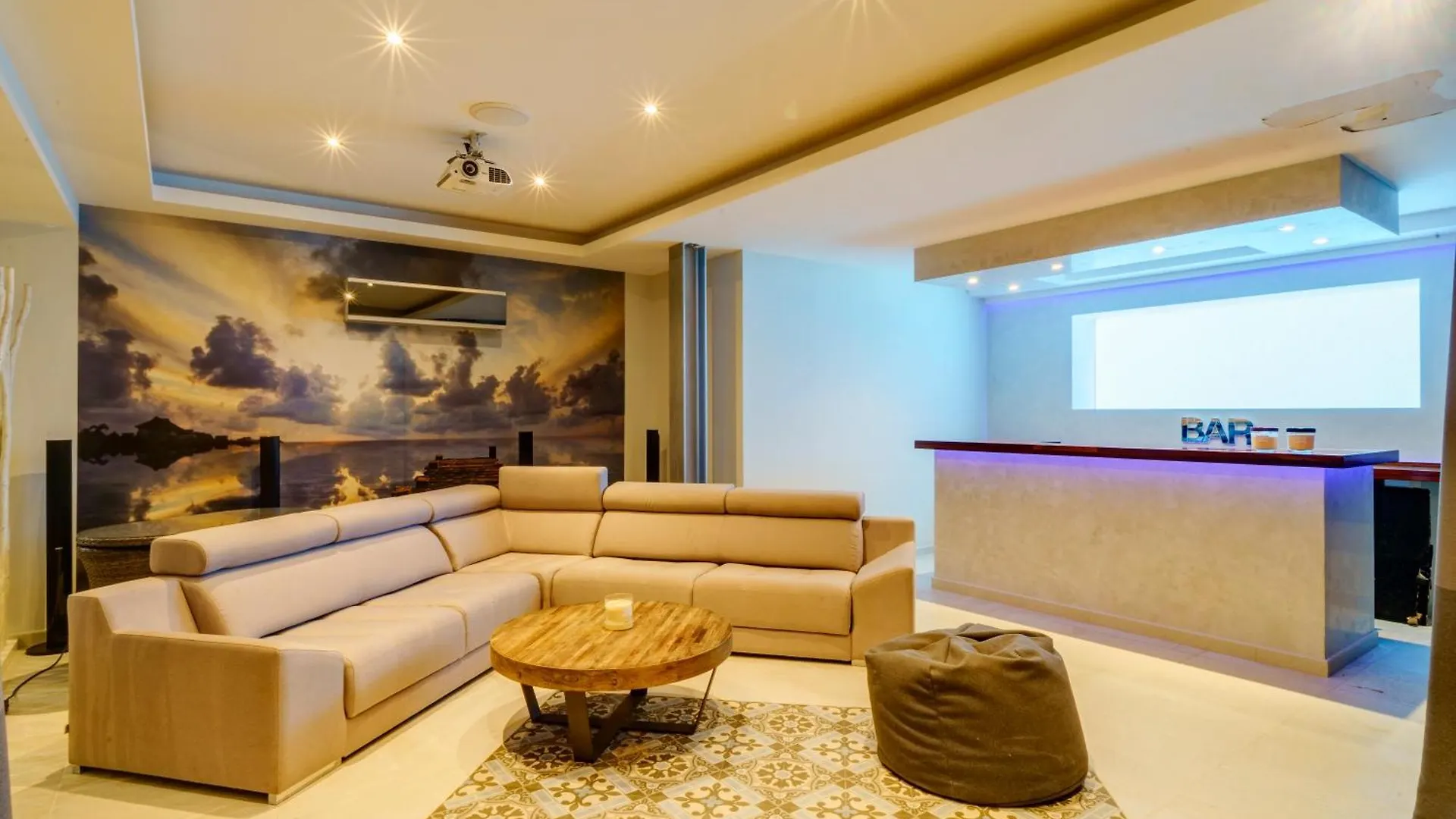 מארבלה Gran View Villa Elviria 0*,  ספרד